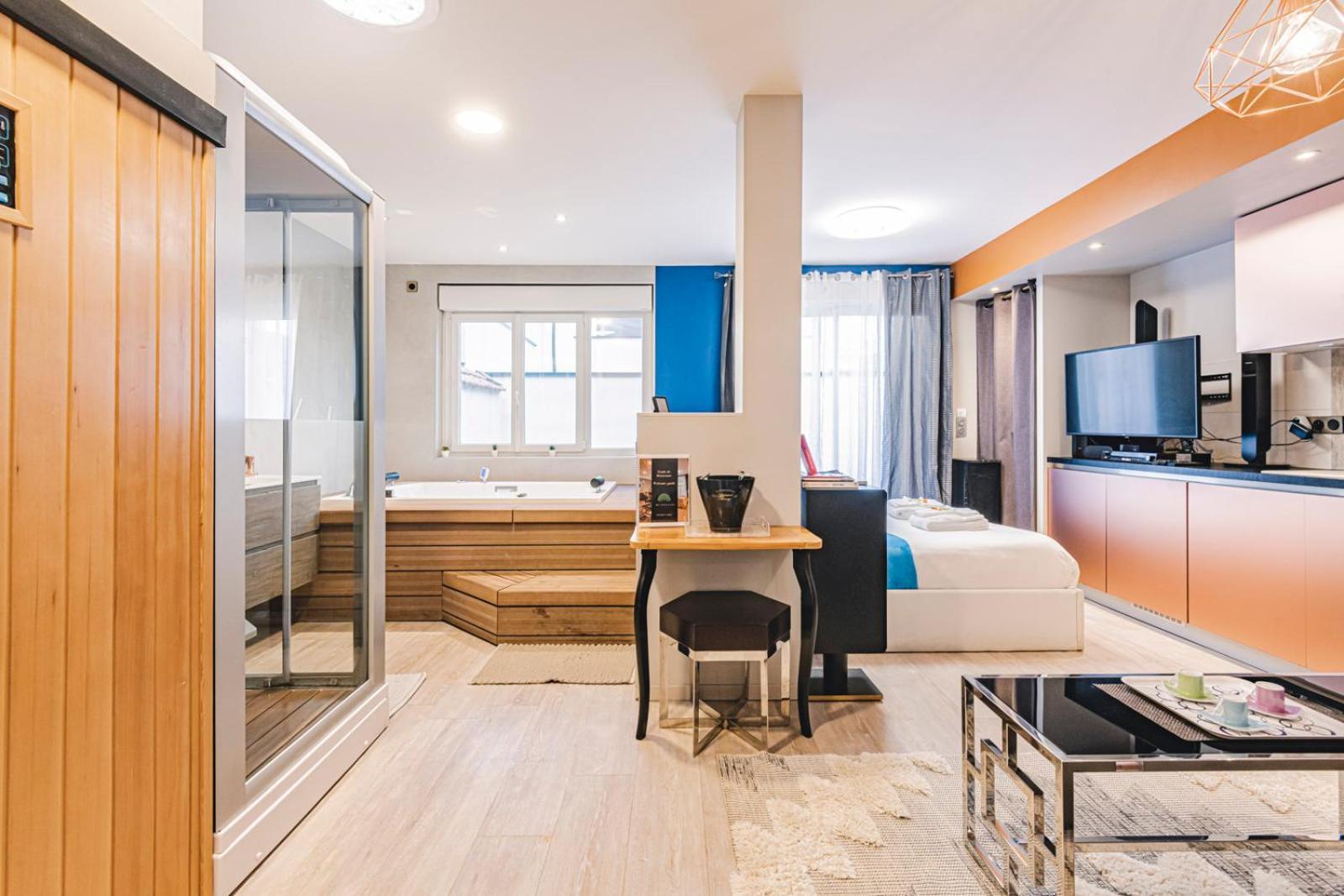 Mv Suite & Spa แร็งส์ ภายนอก รูปภาพ