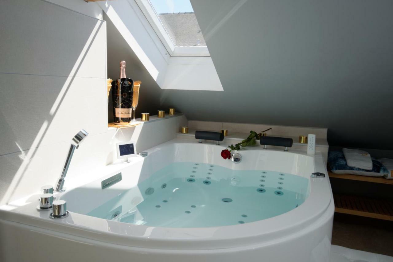 Mv Suite & Spa แร็งส์ ภายนอก รูปภาพ