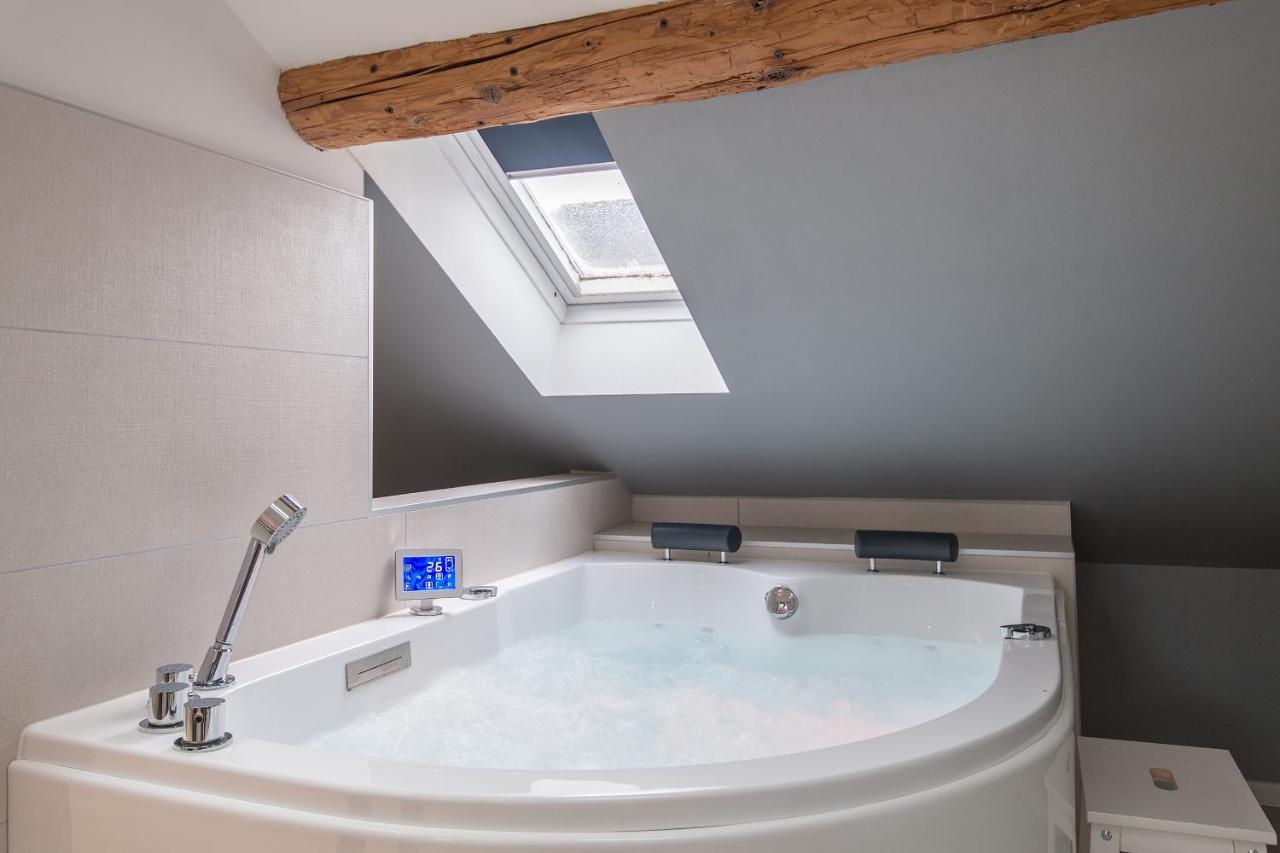 Mv Suite & Spa แร็งส์ ภายนอก รูปภาพ